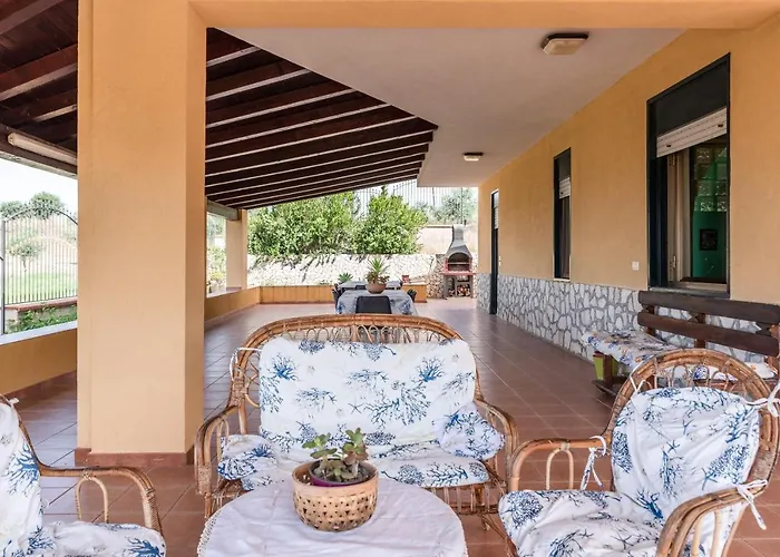 Villa Tre 's'