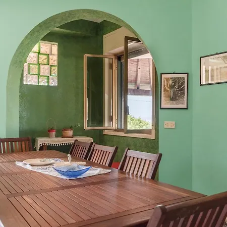 Tre 's' Villa