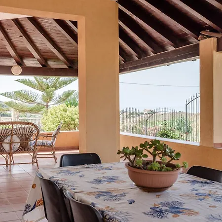 Villa Tre 's'